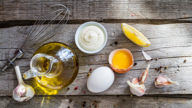 Mayonaise frisk hjemmelavet olie æg