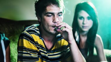 Hash, cannabis, legalisering, stoffer, rygning, hashryger, fri hash, udlandet, erfaringer, debat,