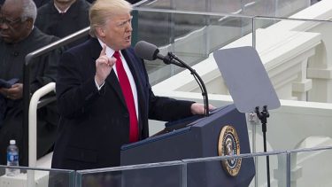 alternative fakta donald trump præsident politik facts forestilling USA indsættelse