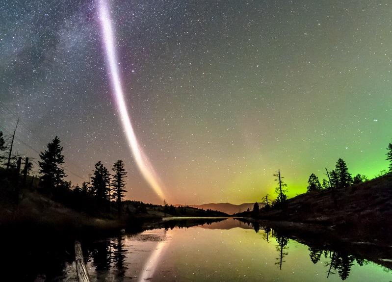 Nordlys Aurora Steve Canada elektroner lysstribe forskning i billeder videnskab