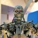 Asimov robot grundregeler love kunstig intelligens fremtiden skade menneskeheden etik empowerment eksistens sikkerhed beskyttelse princip myndighed selvstændiggørelse adfærd
