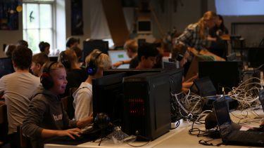 YouTube sommercamp Videnskab.dk computer børn og unge