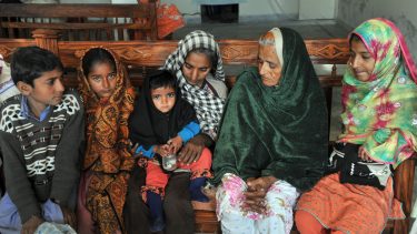 Pakistanere DNA donere Danmark læger tiltro forstå misforstå hjælp børn handicappede indavl