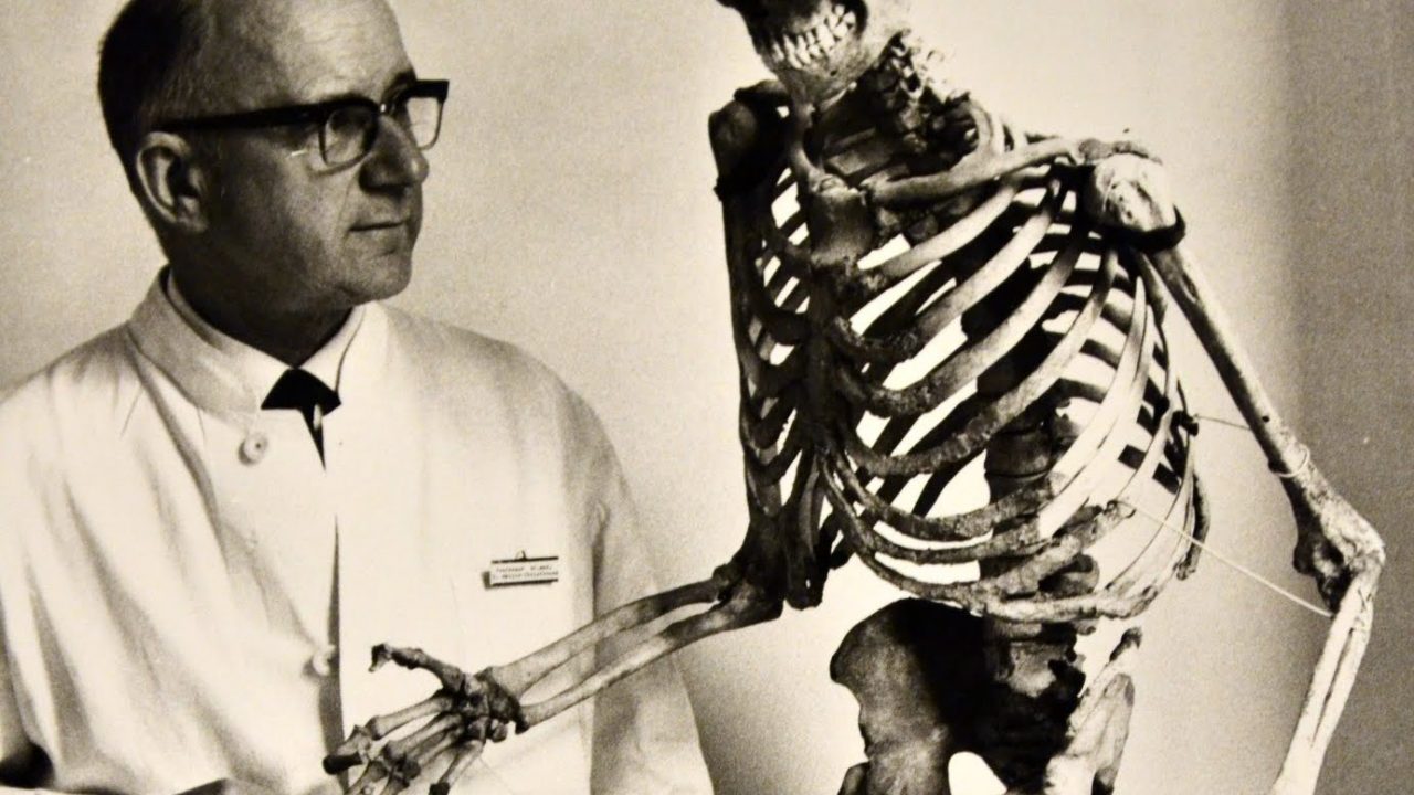 Den danske læge og medicinhistoriker Vilhelm Møller-Christensen (1903-1988) var en pioner inden for forskning i spedalskhed. (Foto udlånt af Jesper From)