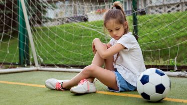 Mindre fodbold skolen børn ikke sportslige uden for strategier
