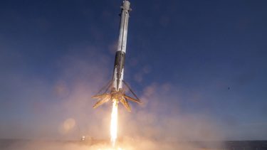 spacex raket genanvende første del næse