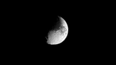 Japetus Cassini Saturn NASA bjergkæde
