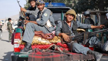krig afghanistan sikkerhedspolitik usa nato soldater taliban bomber terror