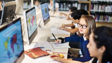 digital skole børn skærm data