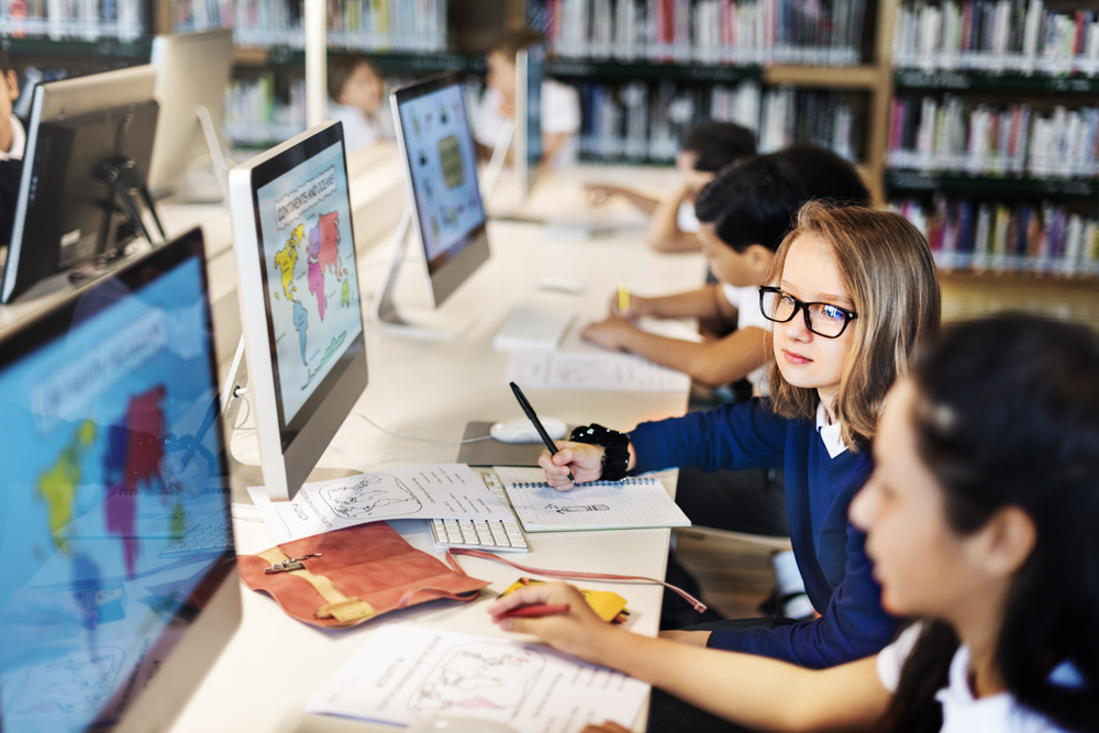 digital skole børn skærm data