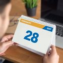Hvorfor har februar 28 dage Julius cæsar kejser augustus kalender romersk