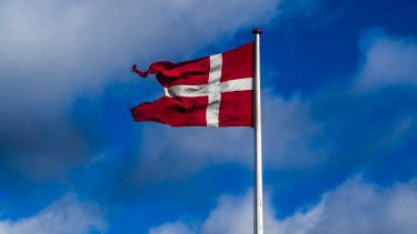 Dansk Vestindien Trankebar Guldkysten Guinea Nicobarerne Nikobarerne Frederiksøerne Island Færøerne Grønland Danmark Norge Sverige Finland Slesvig Holsten Lauenborg Patna Serampore Orkneyøerne Shetlandsøerne England Kalmarunionen Helgoland Giedde