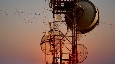 5G netværk elektromagnetiske felter frekvenser radiobølger mobilstråling kræft folkesundhed