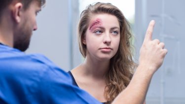 hjernerystelse hvad sker der i hjernen MR-skanning thalamus forandringer