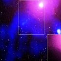 sort hul universet eksplosion intergalaksisk gas galaksehob astronomi