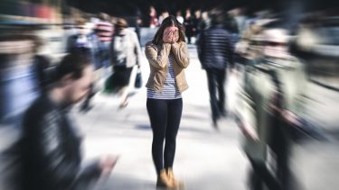 COVID-19 corona sygdom psykologi angst smitte epidemi pandemi udbredelse udbrud global spredning Verdenssundhedsorganisationen risiko epidemiolog Kina Wuhan vaccine behandling