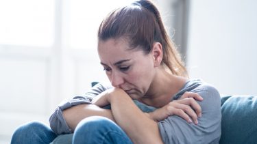 COVID-19 corona sygdom smitte bakterierkronisk træthed udmattelse RNA DNA virale protein genetisk vilde dyr får antistoffer epidemi pandemi udbredelse udbrud global spredning vaccine behandling