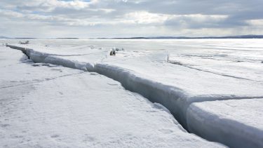 Indlandsisen klimaforandringer afsmeltning spalter glaciolog forskere