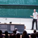 Martin Hairer underviser matematik 20 millioner pris