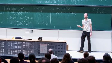 Martin Hairer underviser matematik 20 millioner pris
