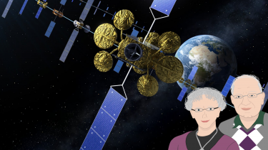 historien om satellitterne arthur c clarke geocirklen