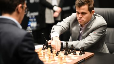 magnus_carlsen_skak_hjerne_topper_kognitive_funktioner_35_år_bedste_alder.jpg