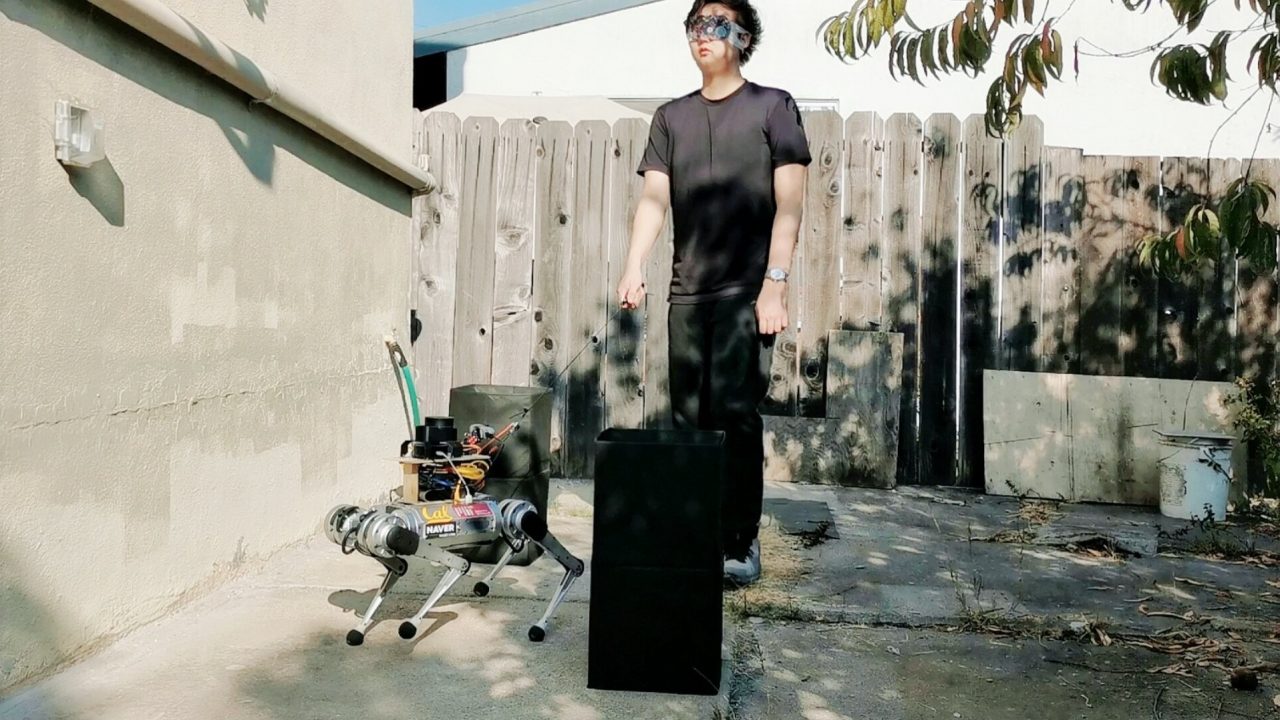 robo robot førerhund blinde synsnedsættelse UC Berkeley trofast