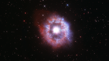 NASA Hubble Rummet 31 År AG Carinae