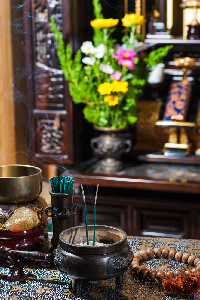 Buddhistisk alter i Japan
