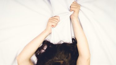 kvinde lagen orgasme mindfulnes tankens kraft