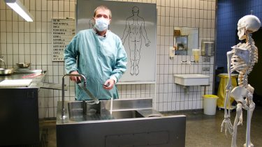 retspatologi retsmedicin obduktion død lig kroppe Panum KU Steen Holger Hansen ligsyn