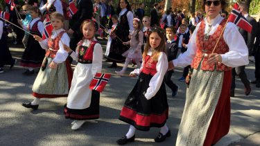 nationaldragt-bunad-norge-17.-maj