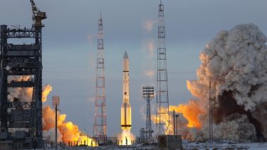 Opsendelse af en rumraket fra Baikonur rumcentret i Kazakhstan