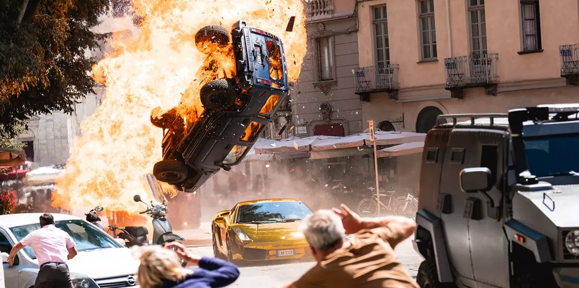 Eksploderende bil fra Fast & furious film