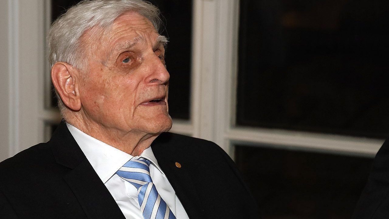 John Goodenough vand Nobelprisen i kemi i 2019.