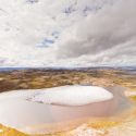 Grønlands tundra med smeltet is