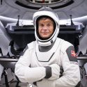 andreas mogensen i spacex-suit