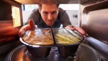 Plastikbeholder i mikroovn