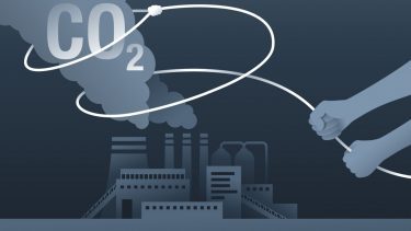 illustration af co2 der kommer ud af skorstenen på en fabrik og bliver fanget af en person med lasso
