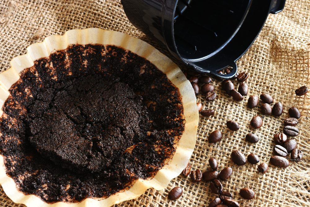 Kaffegrums i kaffefilter