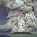 Hunga Tonga vulkan udbrud med lynnedslag i 2022