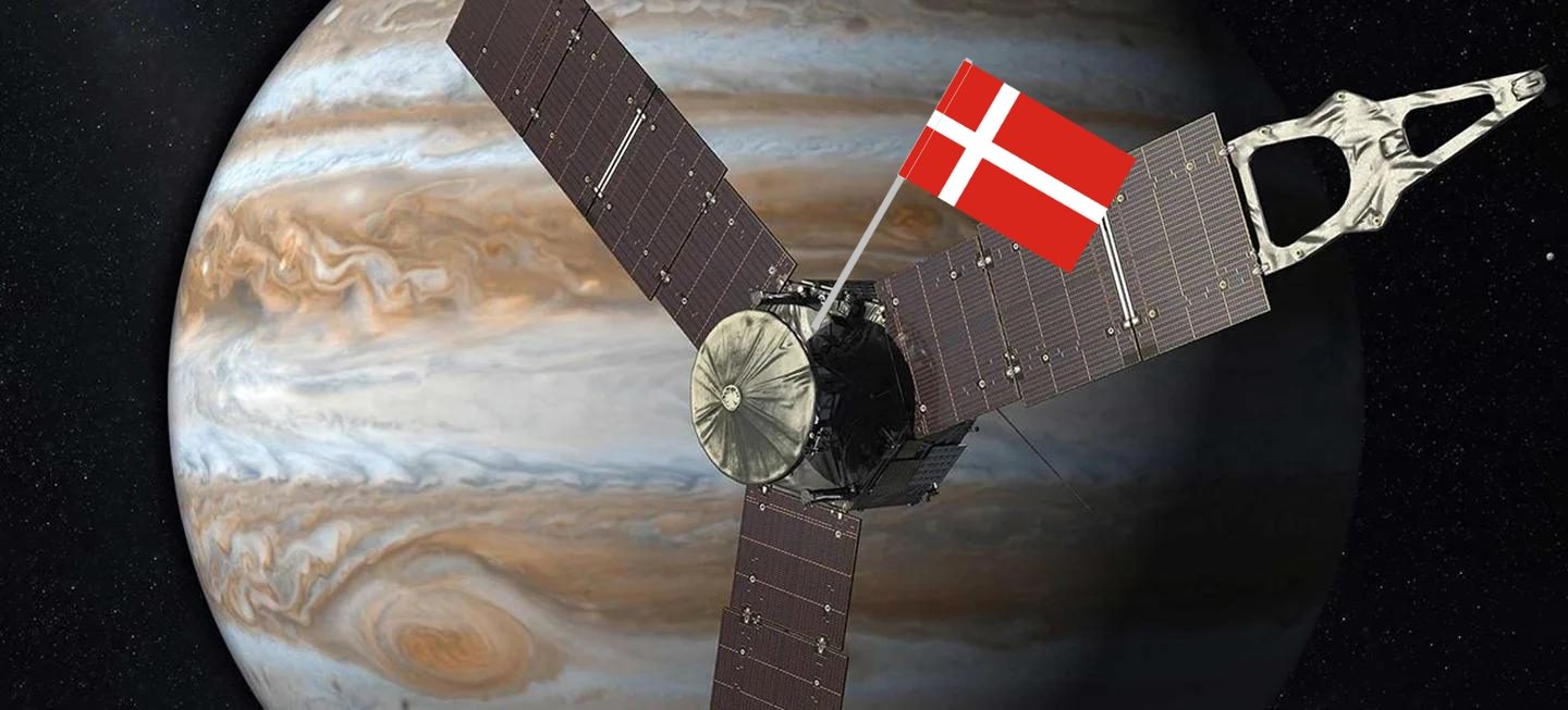 Juno satellit ved Jupiter illustration med dansk flag sat ind