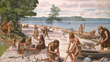 Illustration af folk fra Ertebøllekulturen ved havet