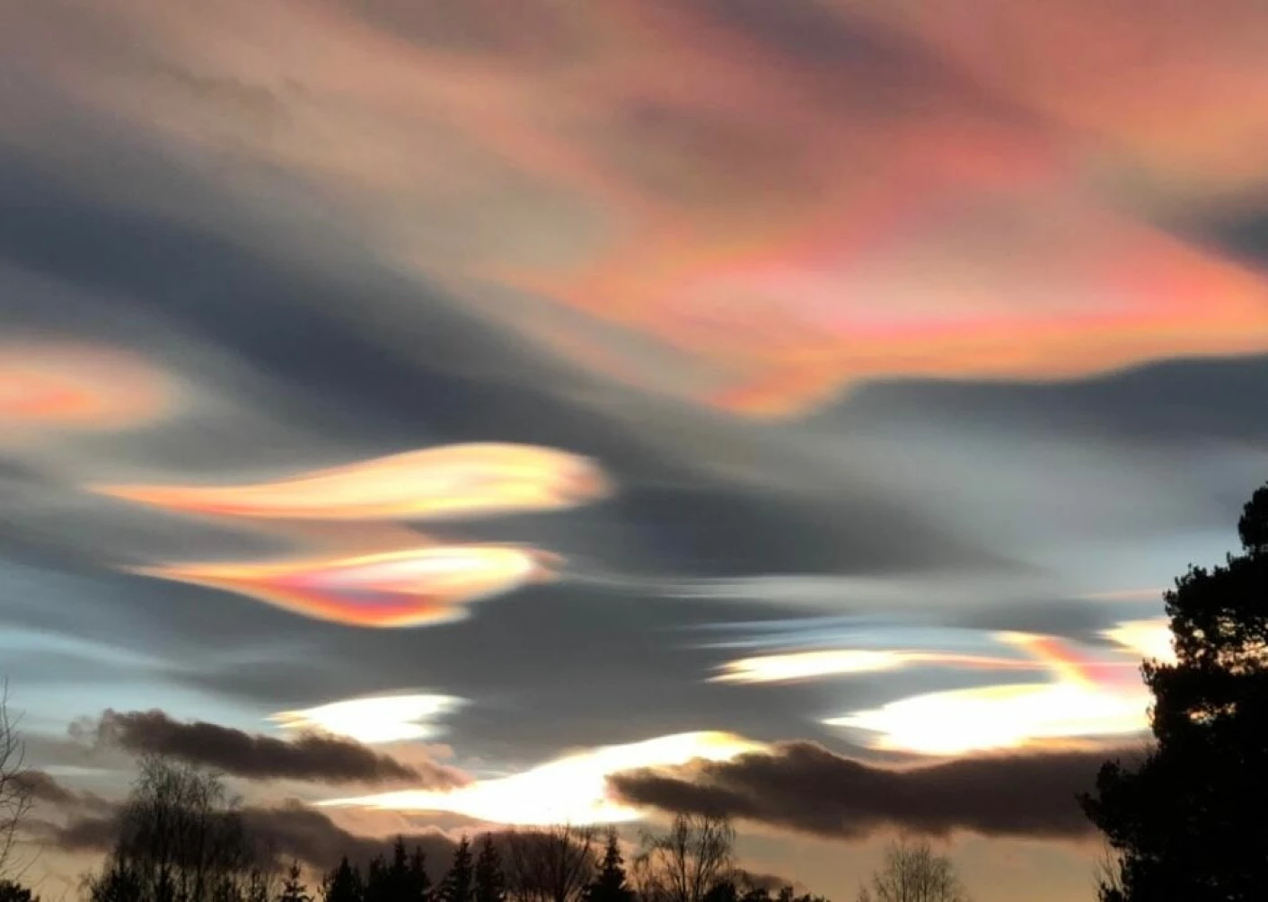 himmel med perlemorseffekt
