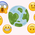 Globus med forskellige emojier rundt om