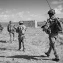 Soldater på patrulje i Helmand-provinsen i Afghanistan