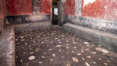 Badehuset i Pompeji og dets røde vægge
