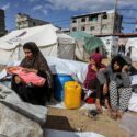 En fordreven palæstinensisk familie i Gaza