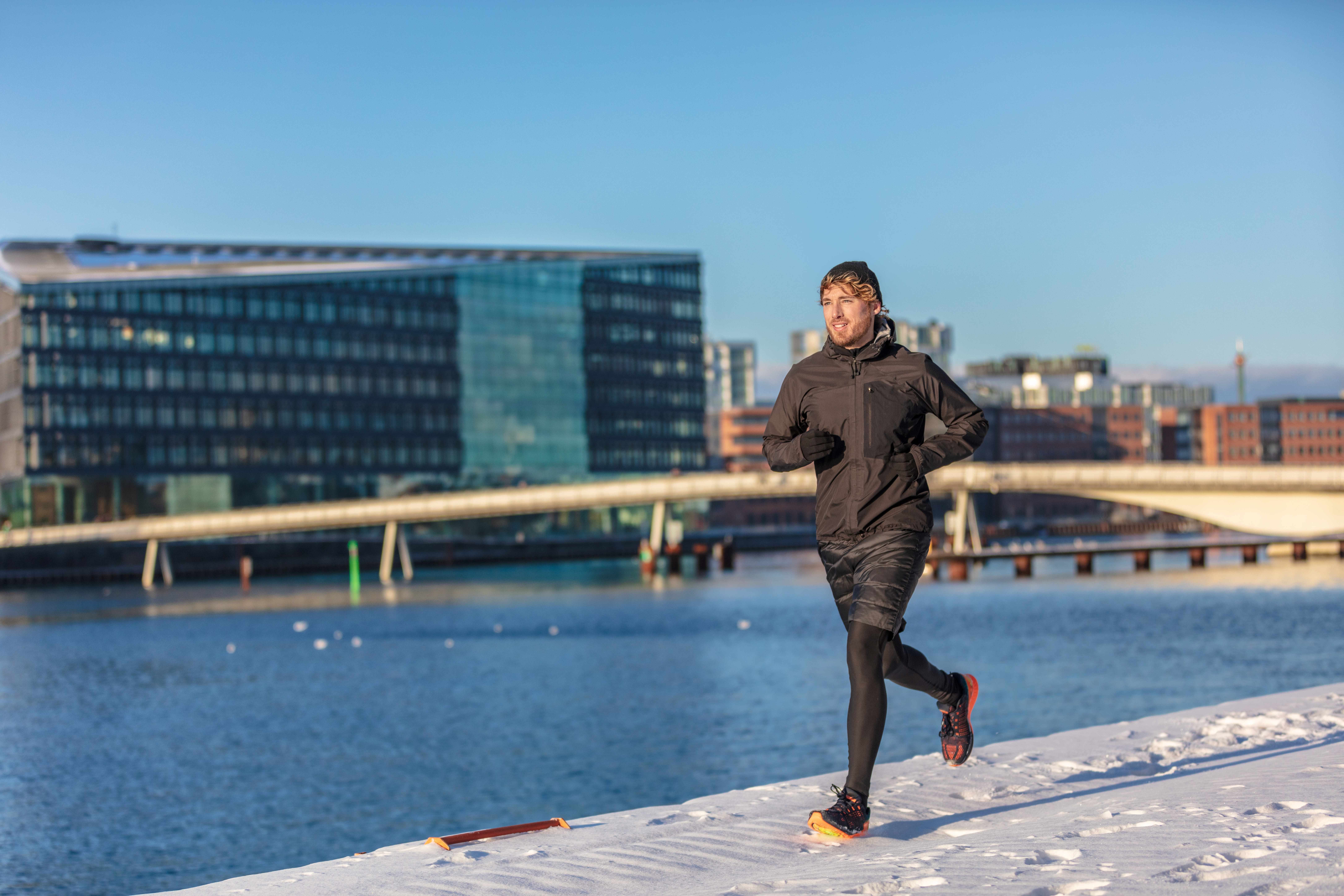 mand løber i københavn