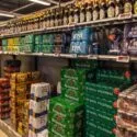En masse øl i supermarkedet